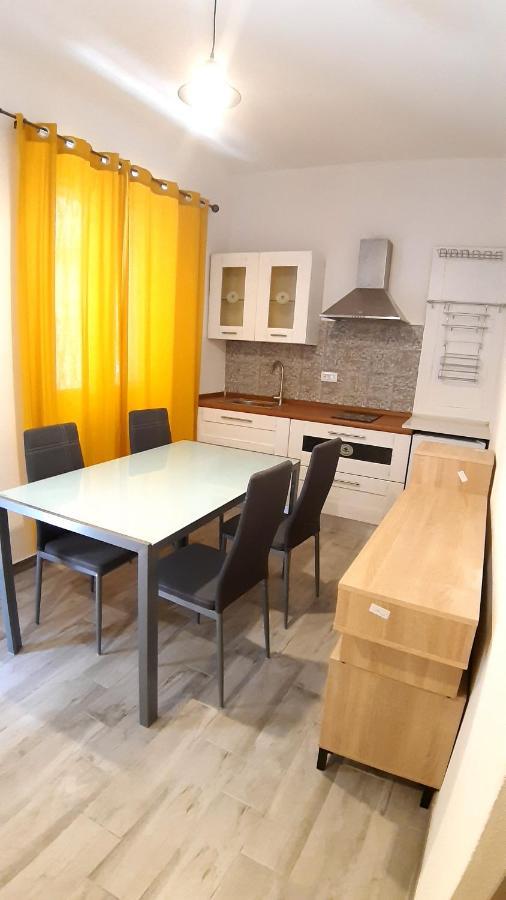 Apartament Domo In Terranoa, Old Town Olbia Zewnętrze zdjęcie