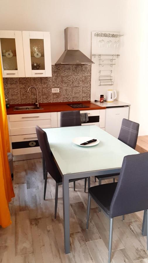 Apartament Domo In Terranoa, Old Town Olbia Zewnętrze zdjęcie